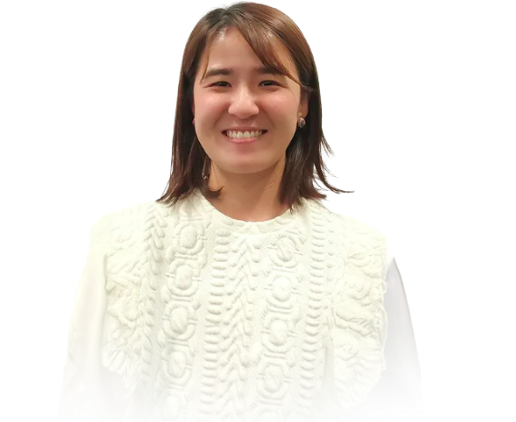 先生と相談しているスタッフのイメージ